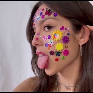 Meet your Posher, Michele